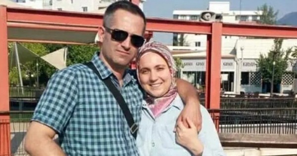 Eşini 'Başkasıyla Evlenir' Korkusuyla Boğdu