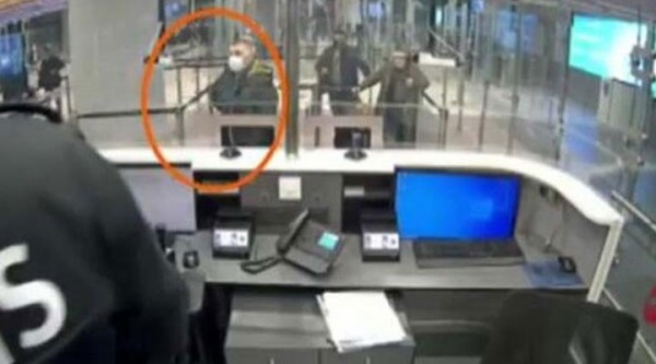 Interpol Tarafından Aranan Zanlı İstanbul Havalimanı'nda Yakalandı