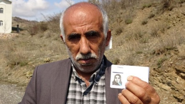 Karısı Boşanmak İstedi Diye 22 Yerinden Bıçakladı