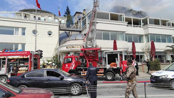 Baltalimanı Polis Evi'nde Yangın Çıktı