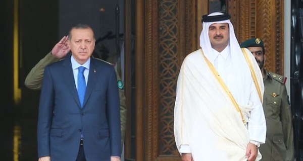 AKP'li Cumhurbaşkanı Erdoğan, Katar Emiri ile Görüştü