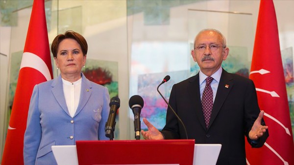 Eski CHP'li Vekilden Akşener'i Hedef Alan 'Zevzek' Eleştirisi