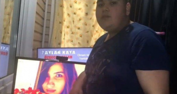 Özgecan Aslan'ın Fotoğrafını Açıp ''Bu Kıza Ben Tecavüz Etmeliydim'' Dedi