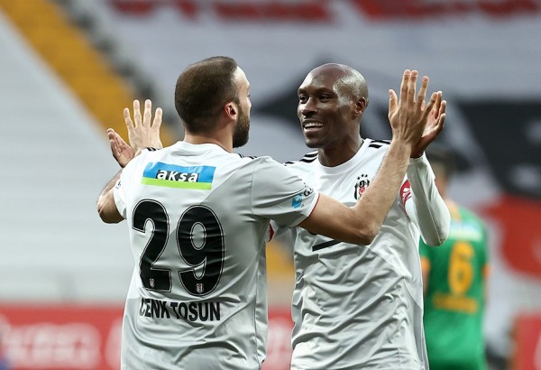 Beşiktaş Alanyaspor'u Rahat Geçti