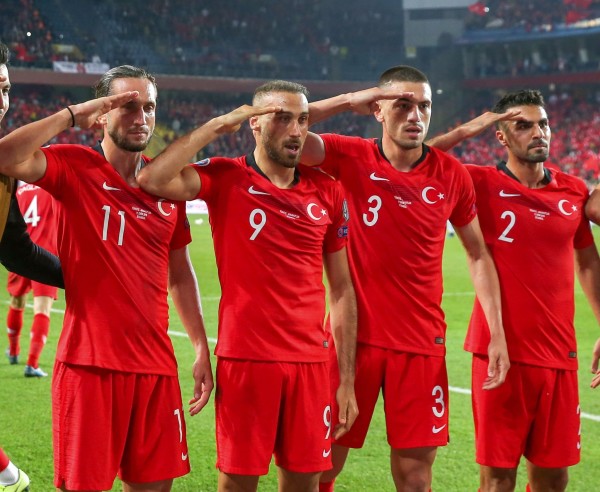 FIFA Dünya Sıralaması Açıklandı: Türkiye 3 Sıra Yükseldi