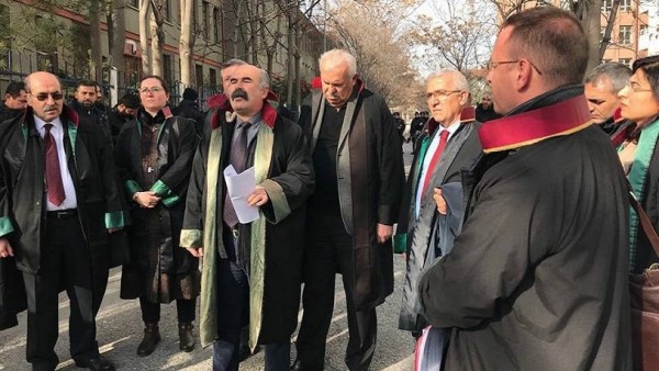 HKP'li Avukat Sait Kıran: Amirallere Görüşme Yasağı Uygulanıyor