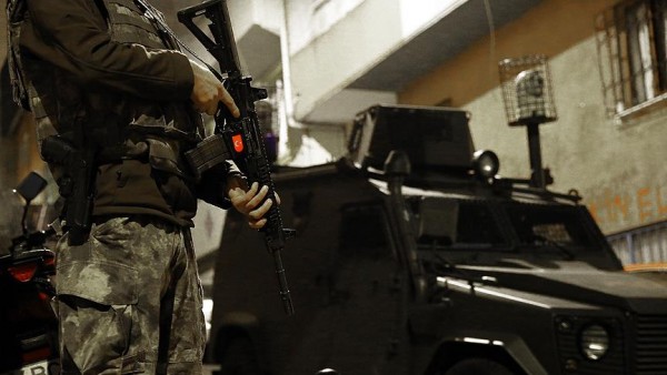 Istanbul'da IŞİD Operasyonu: 11 Gözaltı