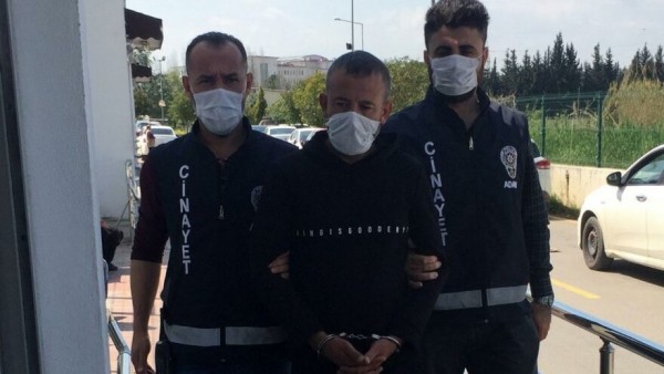 Evli Kadınla İlişki Yaşayan Komşusunu Vurdu