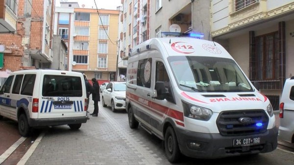 Evinde Silahla Vurulmuş Halde Ölü Bulundu