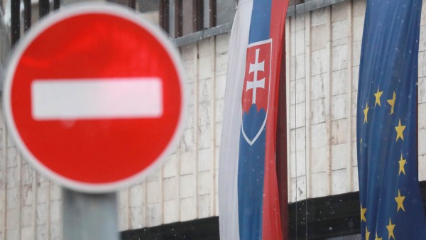 Çekya'nın Ardından Slovakya da Rus Diplomatları Sınır Dışı Ediyor