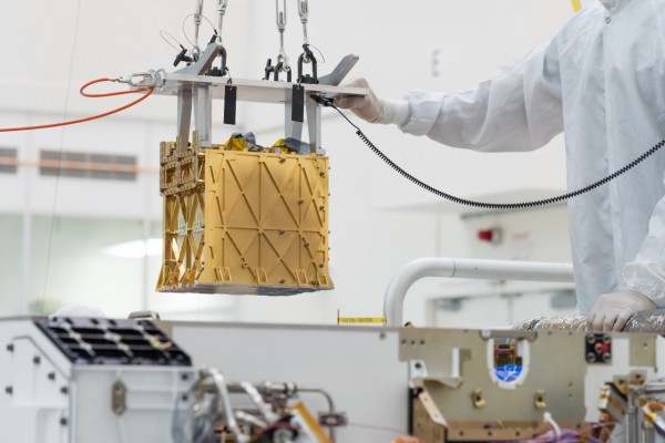 NASA, Mars'ta Oksijen Üretmeyi Başardı