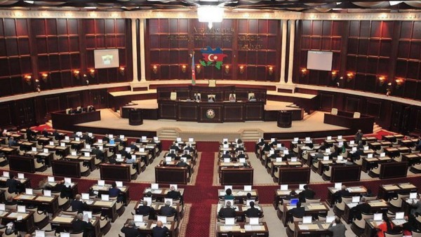 Azerbaycan'daki Tüm Siyasi Partilerden ABD'ye Karşı Ortak Bildiri