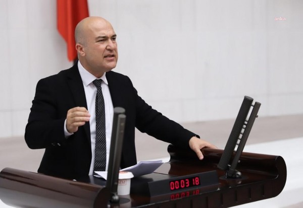 CHP'li Murat Bakan: İzmir'in Sanayi Bölgesindeki Hava Kalitesi 5 Yıldır Ölçülmedi