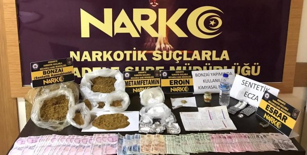 300 Bin Lira Değerinde Uyuşturucu Ele Geçirildi