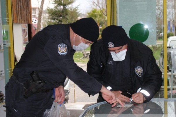 Devletin Kasası Boş Kaldı, Markete Aracıyla Gidenlere Ceza Yağdı