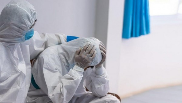 TTB: Hastalar Evlerinde Ölüm Kalım Savaşı Veriyor, Aşılama Durdu