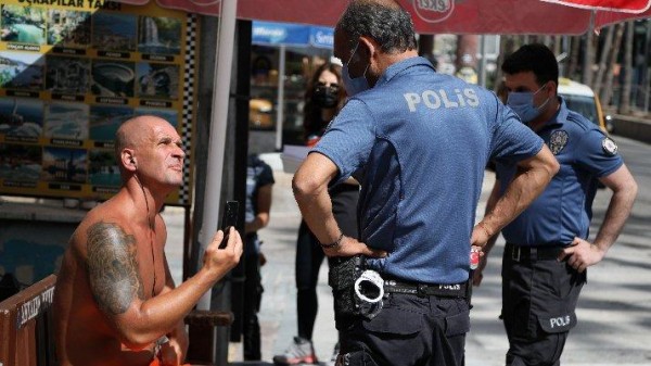 Kadın Polise Ahlaksız Teklifte Bulunan İngiliz Turist Gözaltına Alındı