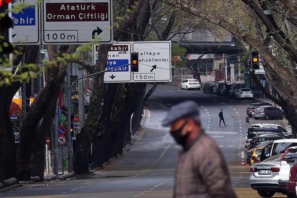 7 Milyon 30 Bin 446 Kişi İçin ''Çalışma İzni Muafiyet Belgesi'' Düzenlendi