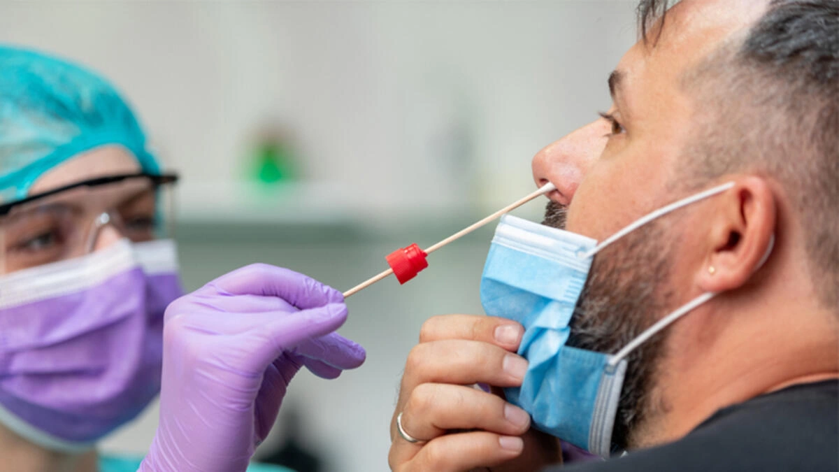 PCR Testi İçin Kullanılan Sürüntü Çubuklarını Yıkayıp Tekrar Satmışlar