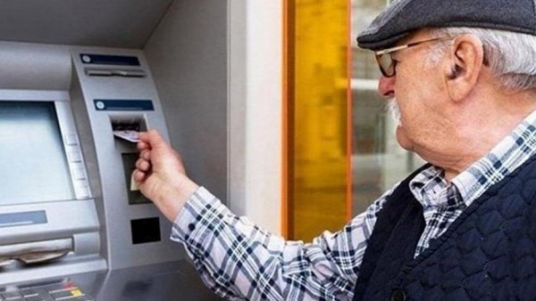 Emeklilerin Bayram İkramiyeleri Bugün İtibarıyla Ödenmeye Başladı