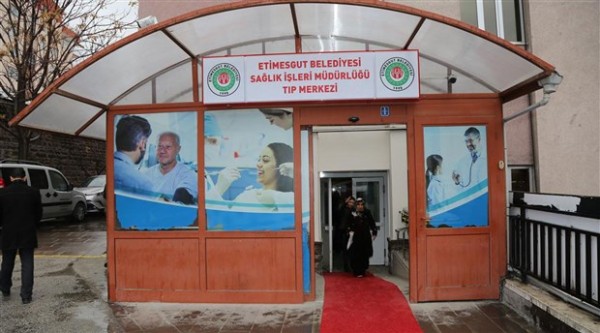 MHP'li Belediye Pandemi Döneminde Tıp Merkezini Kapatıyor