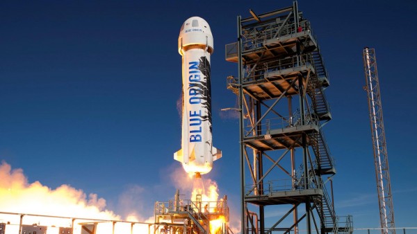 Milyarder Jeff Bezos, Bu Yıl Uzay Gezisi Düzenleyecek