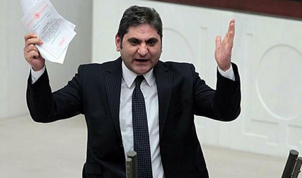 Yandaş Medya Devlet Eliyle Ulaştığı WhatsApp Konuşmalarını Yayımladı