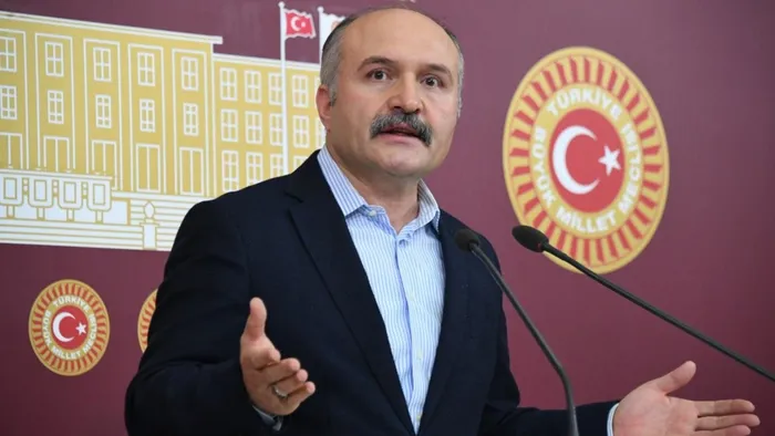 İYİ Partili Erhan Usta: Türkiye'de Esnaf Zekata Muhtaç Hale Geldi