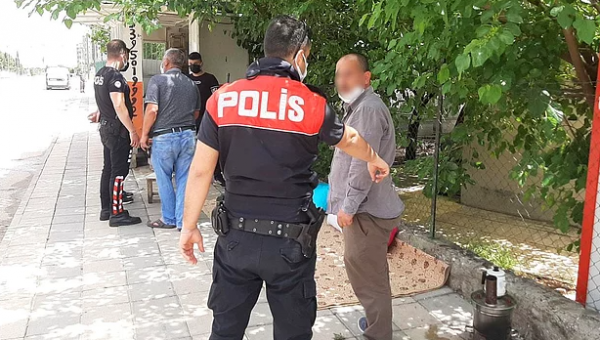 Başkasına Ait İş Yerini Açan Kişi Önce Temizlik Sonra Satış Yaptı