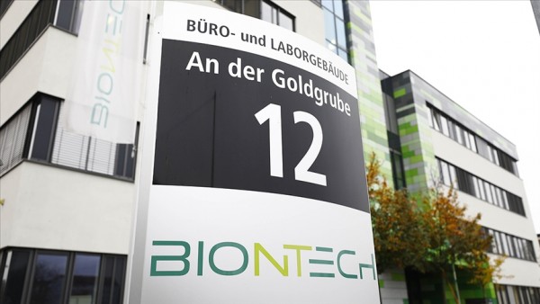 BioNTech Singapur'da Üretim Tesisi Kurmayı Planlıyor