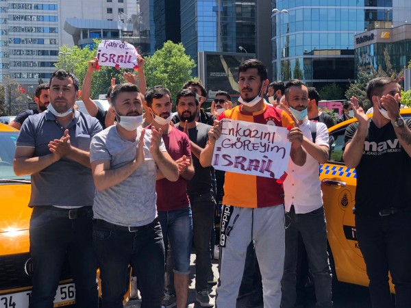 Taksiciler de Eylem Yaptı: Konsolosluk Önünde İsrail Protestosu