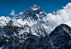 Everest’e Tırmanan 2 Dağcı Hayatını Kaybetti
