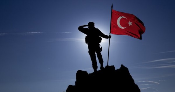 İran Sınırında Bir Kahraman Özel Harekât Polisimiz Şehit Düştü