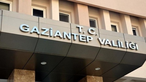 Valiliğin 'Pazarlık Usulü' Maske İhalesi AKP'li İsme Verildi