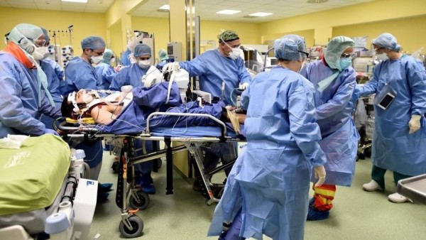 Çin Virüsü Kaynaklı Dünya Geneli Ölüm Oranı Yüzde 2,07