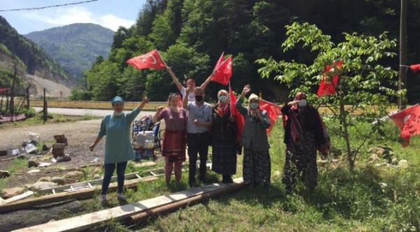 Jandarma İkizdere’de Direniş Çadırlarını Söktü!