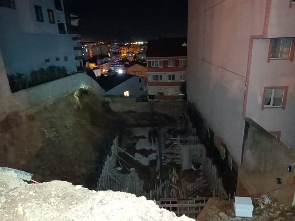 Gebze'de 24 Daire Tahliye Edildi