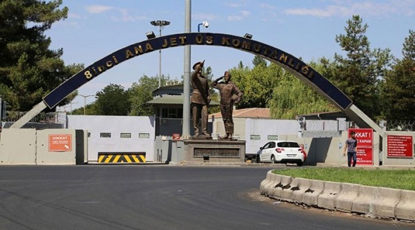 Diyarbakır'da İki Patlama Meydana Geldi