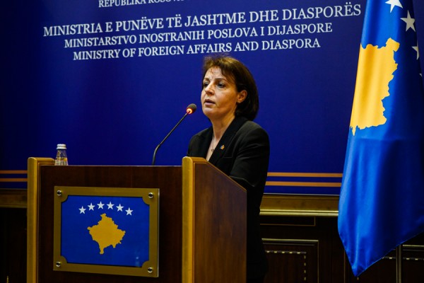 Kosova'da Reform: 12 Büyükelçi Görevden Alındı