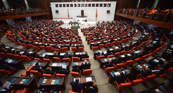 AKP'den Seçim Barajı İçin Yeni Öneri