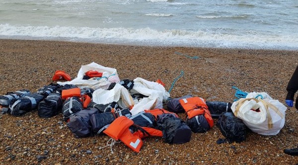 İngiltere'de Bir Sahile 960 Kilo Kokain Vurdu