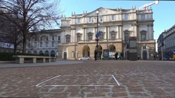 'Görünmez Heykel' 15 Bin Euro Fiyatla Satıldı