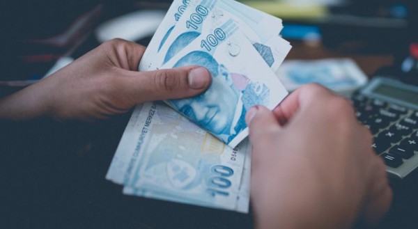 En Çok Değer Kaybeden Gelişen Ülke Para Birimi Türk Lirası Oldu