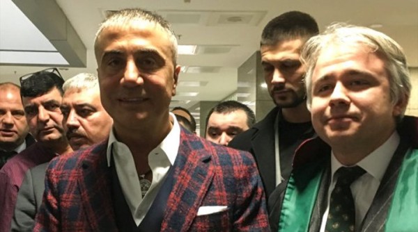 Sedat Peker Tepki Göstermişti: Avukatların Pasaportu İade Edildi!