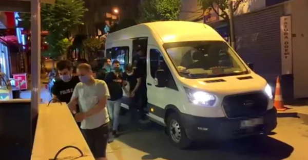 İstanbul'da BioNTech Aşısı Satan Kişi Yakalandı 