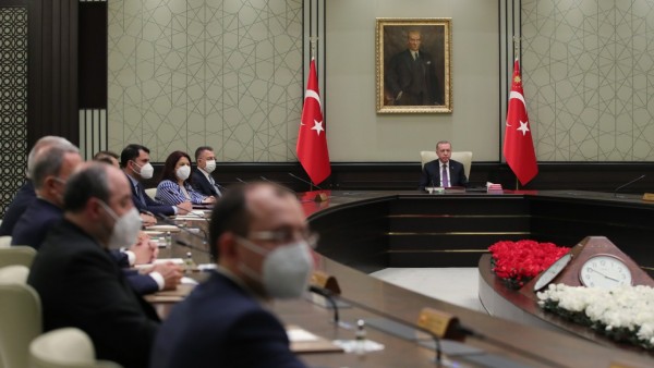 Kabine Toplantısı Ertelendi!
