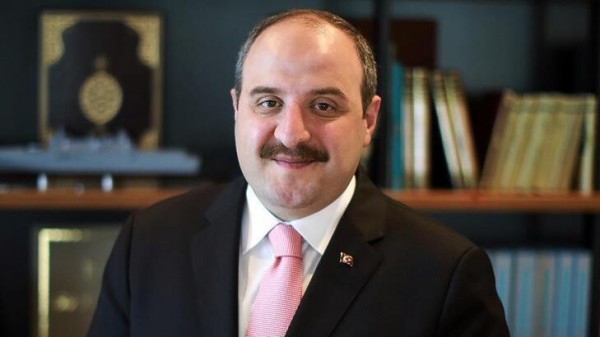 Mustafa Varank: Ağrı'da Altın ve Gümüş Rezervi Bulduk