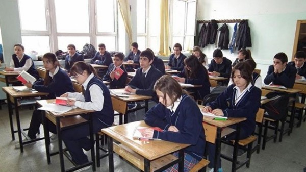 Bu Yıl Liselerde Sınıfta Kalma Kaldırıldı