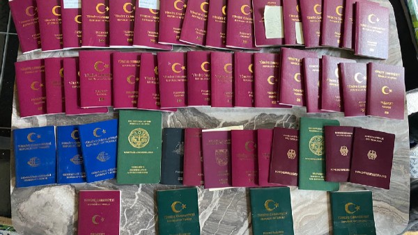 İstanbul'da Göçmen Kaçakçılığı Operasyonu: 32 Gözaltı
