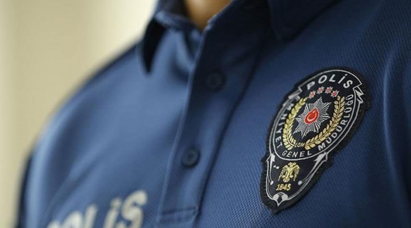 Bir Polis Daha İntihar Etti